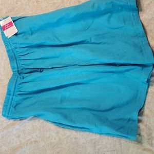 Shorts w/elastic waist